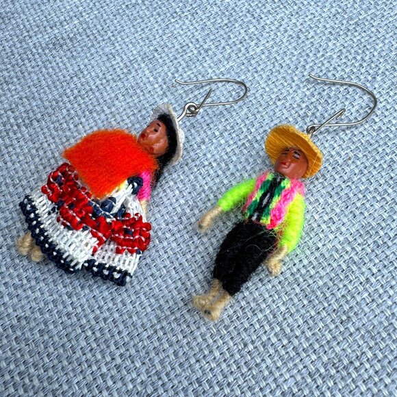 Miniature Doll Pierced Dangling Earrings Fabric Artisanal Souvenir from Peru - Picture 1 of 6